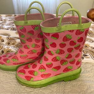 Blue Mountain Girls Pull On Rain Boots Sz 11/12 Bright Strawberry Theme